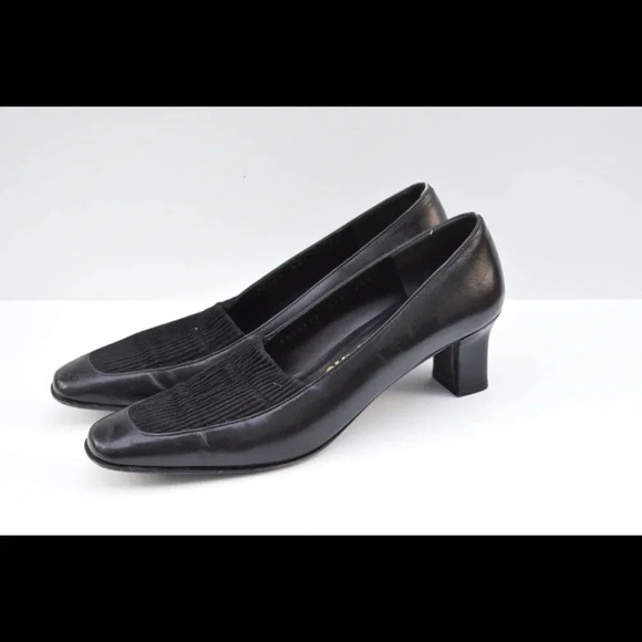 Salvatore Ferragamo low heels - Picture 5 of 8